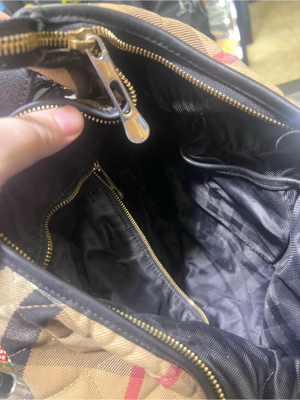 Burberry Beige Check Shoulder Bag with Black Leather Trim and Red Accent - Picture 8 of 15